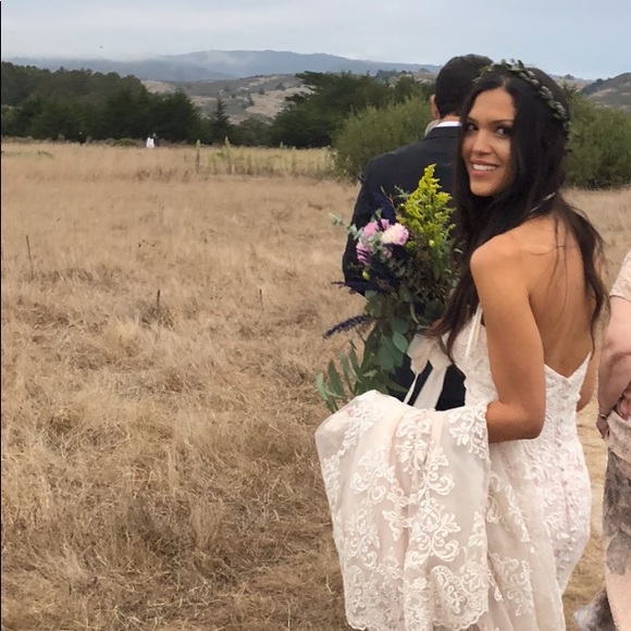 Meet your Posher, Amanda - Picture 1 of 1